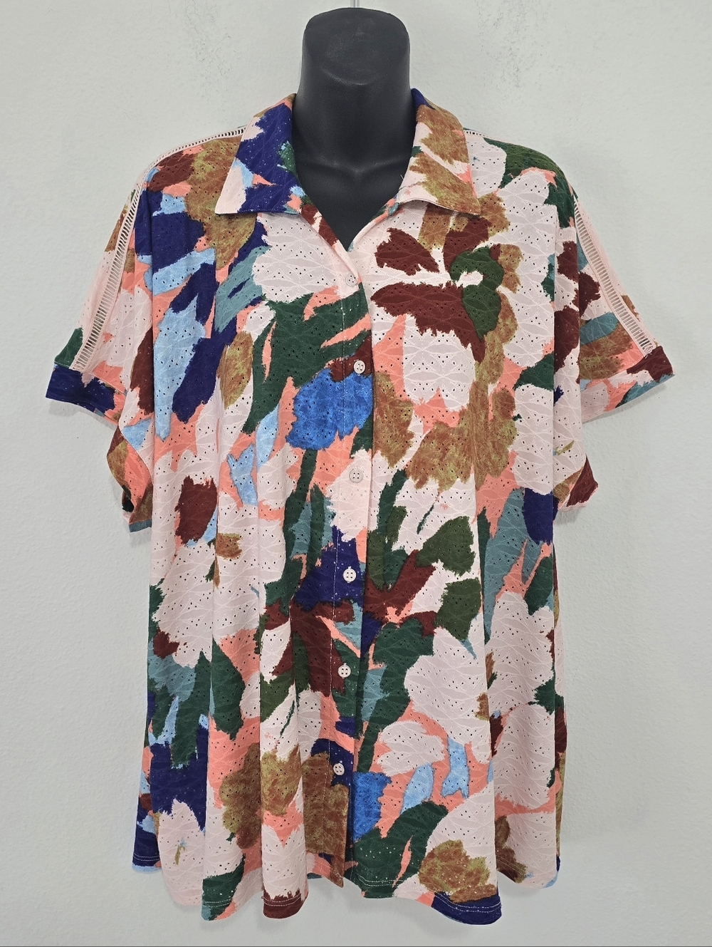 Rio & Rian Vibrant Watercolor Eyelet Top
